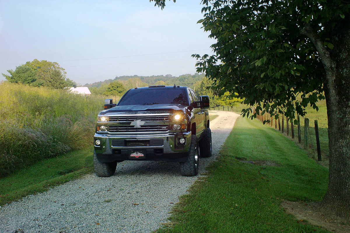 Using Trail Cameras for Property Surveillance: A Dual Purpose Tool