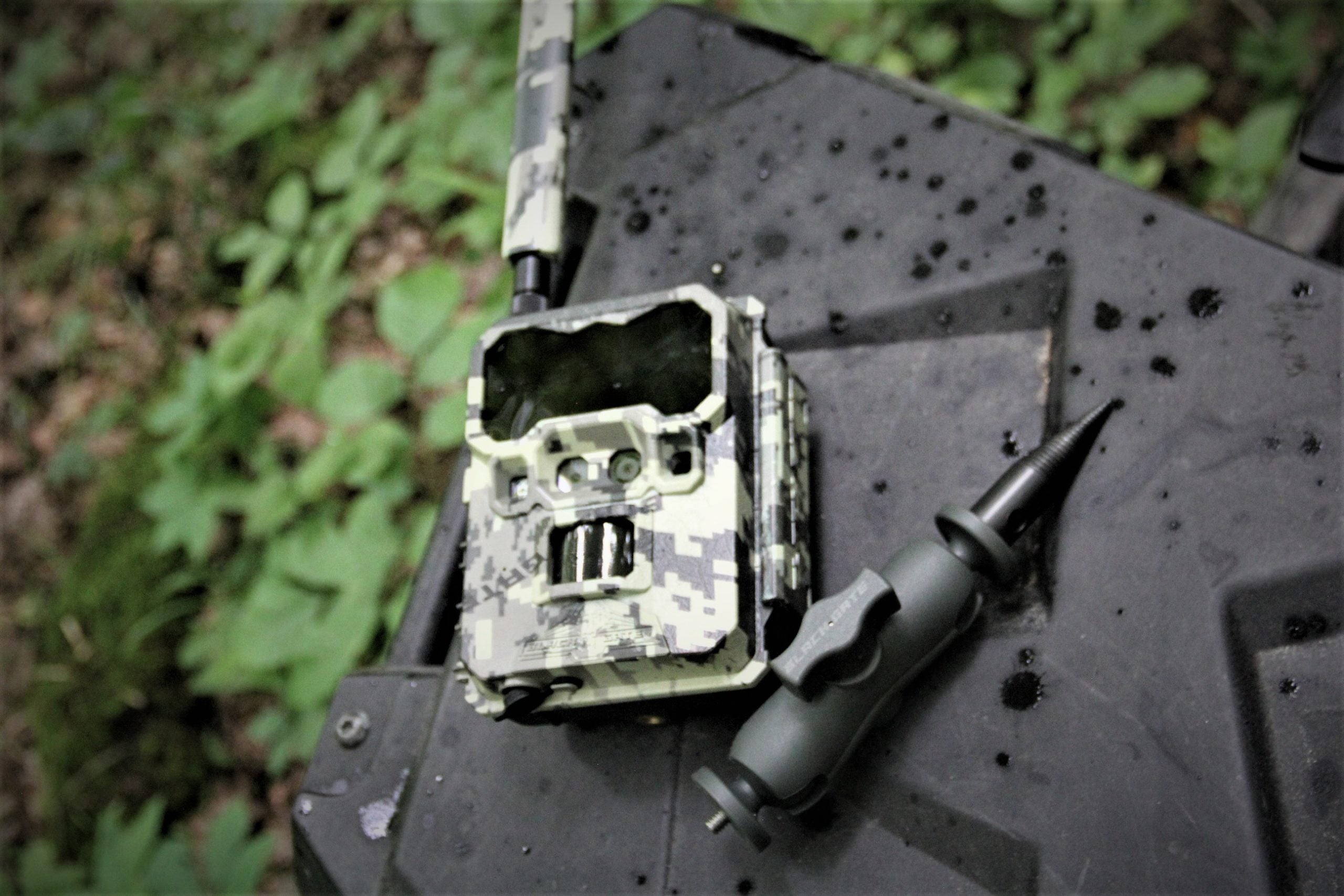 Herd 360 Dual Ball Swivel Tree Mount For Trail Camera - Adjustable Security Mount